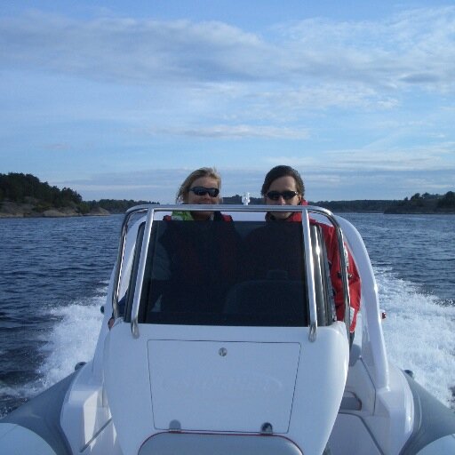 Alvemarine's profile picture. 