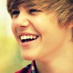 LOVE pours out to the one who has been there since the beginning. We will forever be grateful. Justin is the most strongest and compassionate idol in the world♛
