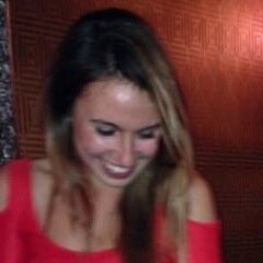 NikaEmily's profile picture. chic chic chic