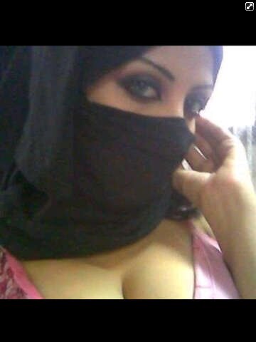 rahaf14172's profile picture. 