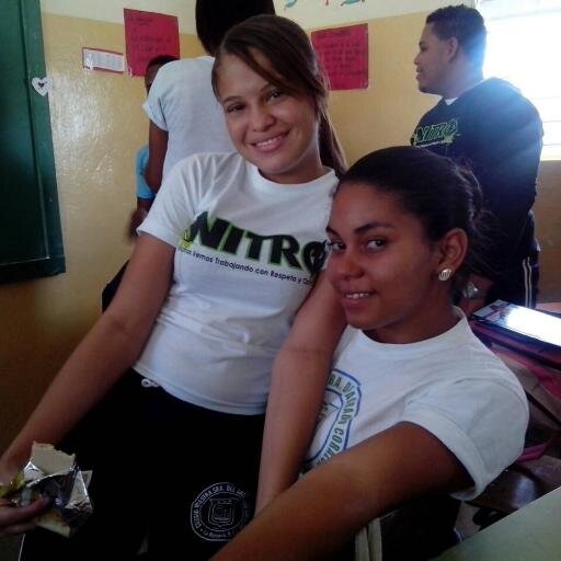 Enamorada de la vida, buena amiga, sincera y sobre todo temerosa de Dios♥