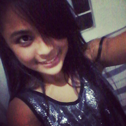 Cruzeirence . Amo esporte , signo de aries ! Namorando um príncipe !! Arthur ♥♥