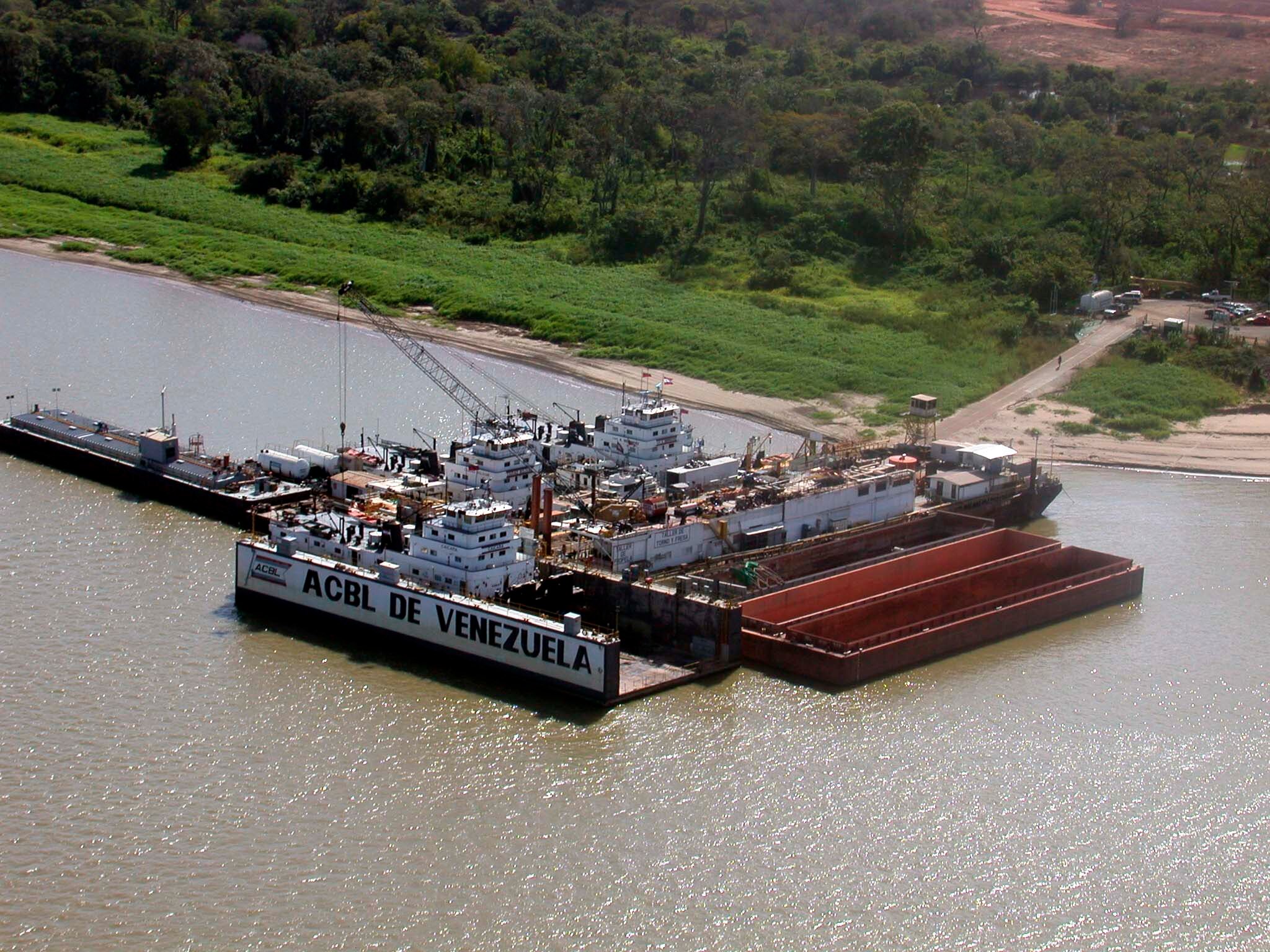 ACBLV's profile picture. “Proveemos  soluciones en operaciones y transporte fluvial para el éxito  de nuestros clientes”