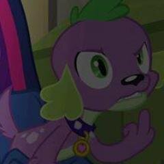 Amo la pizza y los ponys :3 nada mas,creo