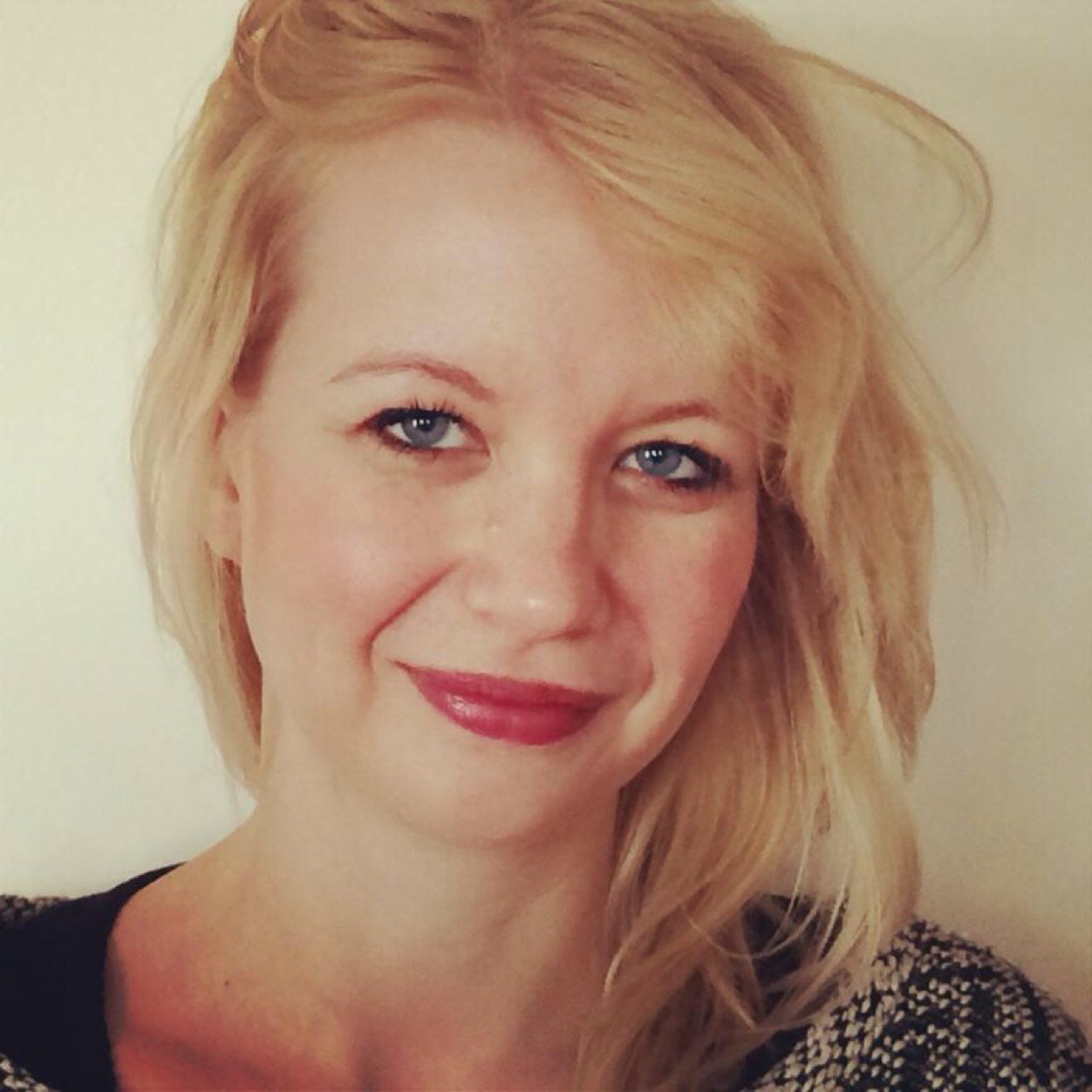Account Specialist @ Manpower / Generation Y / Food & Wine / Travel / Amsterdam / Paris / Field Hockey / Bookworm