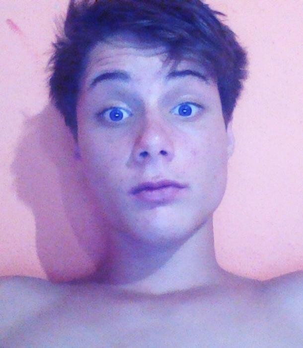 GOSTO DE FUTEBOL E DE SEGIDORES ;)
