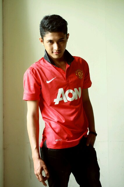 rickyallvaro's profile picture. I'm not MICHAEL JORDAN, not LEBRON, not D'WYDE but when I was standing right in front of the mirror and I said, this is my life