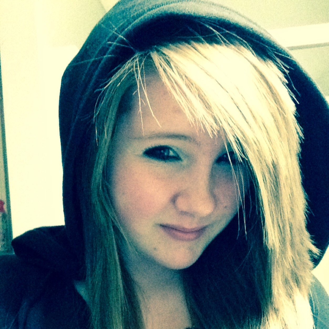 DelyriousLyrics's profile picture. When you're happy you enjoy the music, but when you're sad you understand the lyrics.