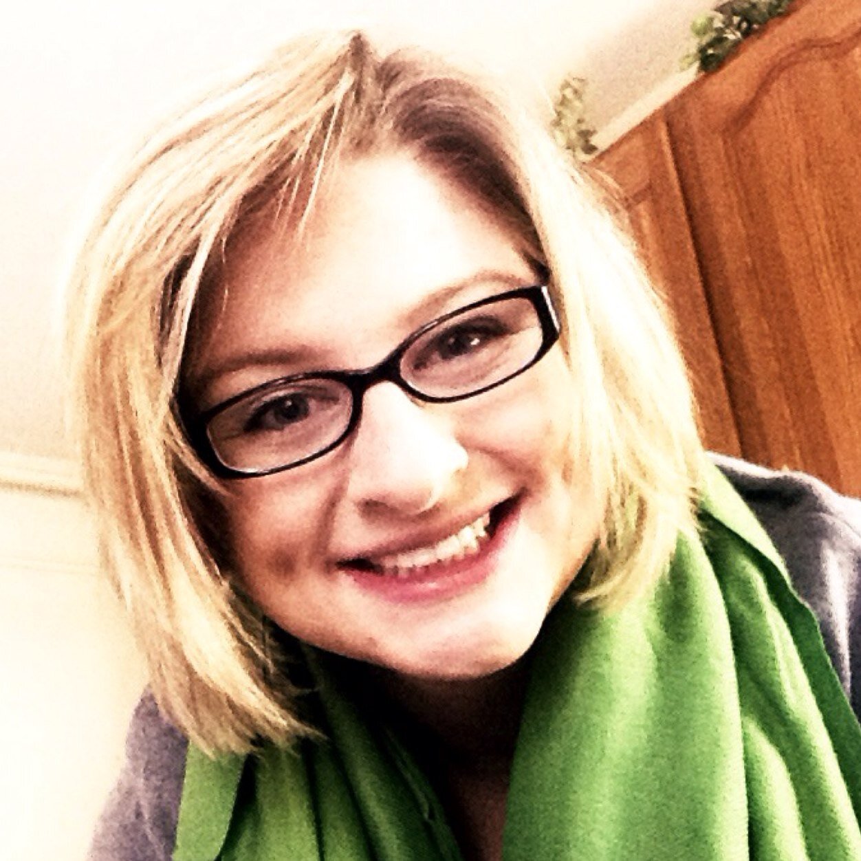 Hall Director at Eastern Connecticut State University. Lover of NPR, post it notes, and Diet Coke. Proud UConn alumna.