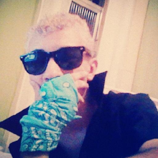 Bla,Bla,Bla.... Me Seguem Que Eu Sigo De Volta! ;))