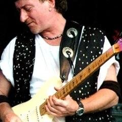 GrandeGuitar's profile picture. #PhillGrande Guitarist #Songwriter Noted #NYC session/touring #guitarist. 6 world tours #JoeCocker #BlueOysterCult #DanHartman #EllenFoley #MichaelMonroe -more