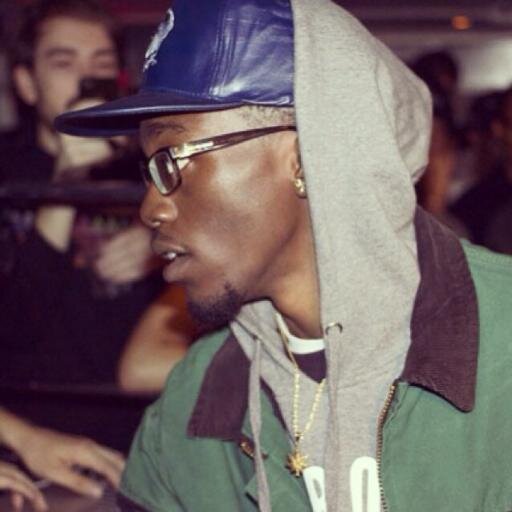 So Hip-Hop, I bust nut in graffiti.. Mr. 4:20 BKR$CLB/₳TɌ Mgmt: @JermanePRIME