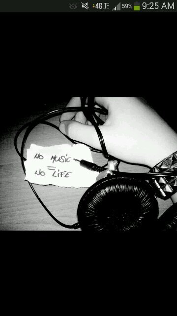 RosieKanouff's profile picture. You don't get to choose if you get hurt in this world, but you do have some say in who hurts you ~TFIOS