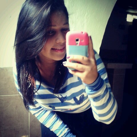 karlmendz's profile picture. mi futuro en tus manos O:)