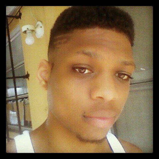 God first/ Basketball player/ College bound/ Bestfran: @jusstbeiinme/Kik: johnsonj_ IG: Young_poet__  Miami, Fl  #Lakernation/