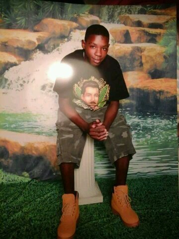 God first I'm nice a pretty cool to hang out with if u want to get to know me jus kik me in _wendjino_ nut don't forget to follow me on IG YOUNGTHUGLUC509