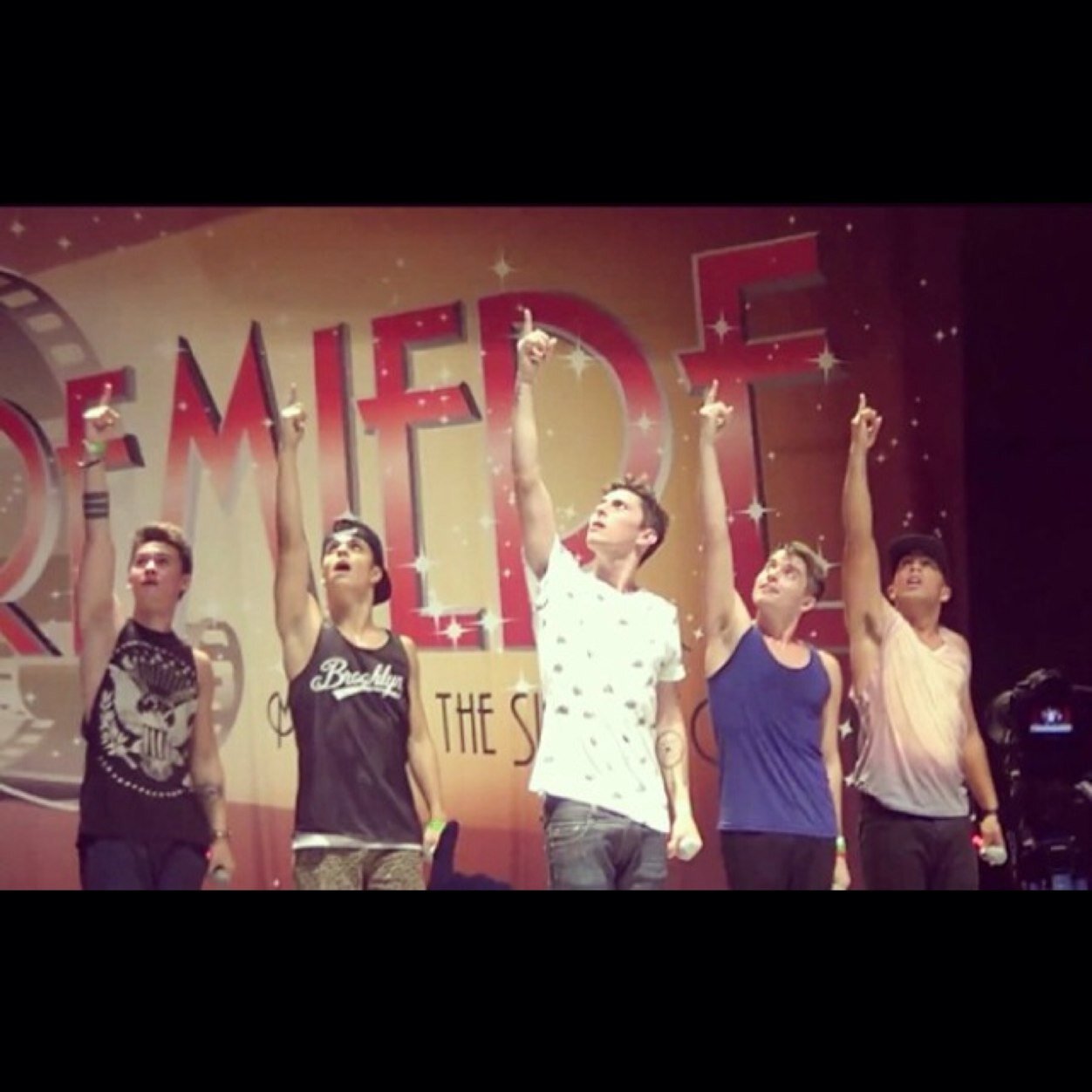 *OFFICIAL* NYC STREET TEAM. check out @itsmidnightred's single Hell Yeah available on iTunes https://t.co/JiK1tbOixo