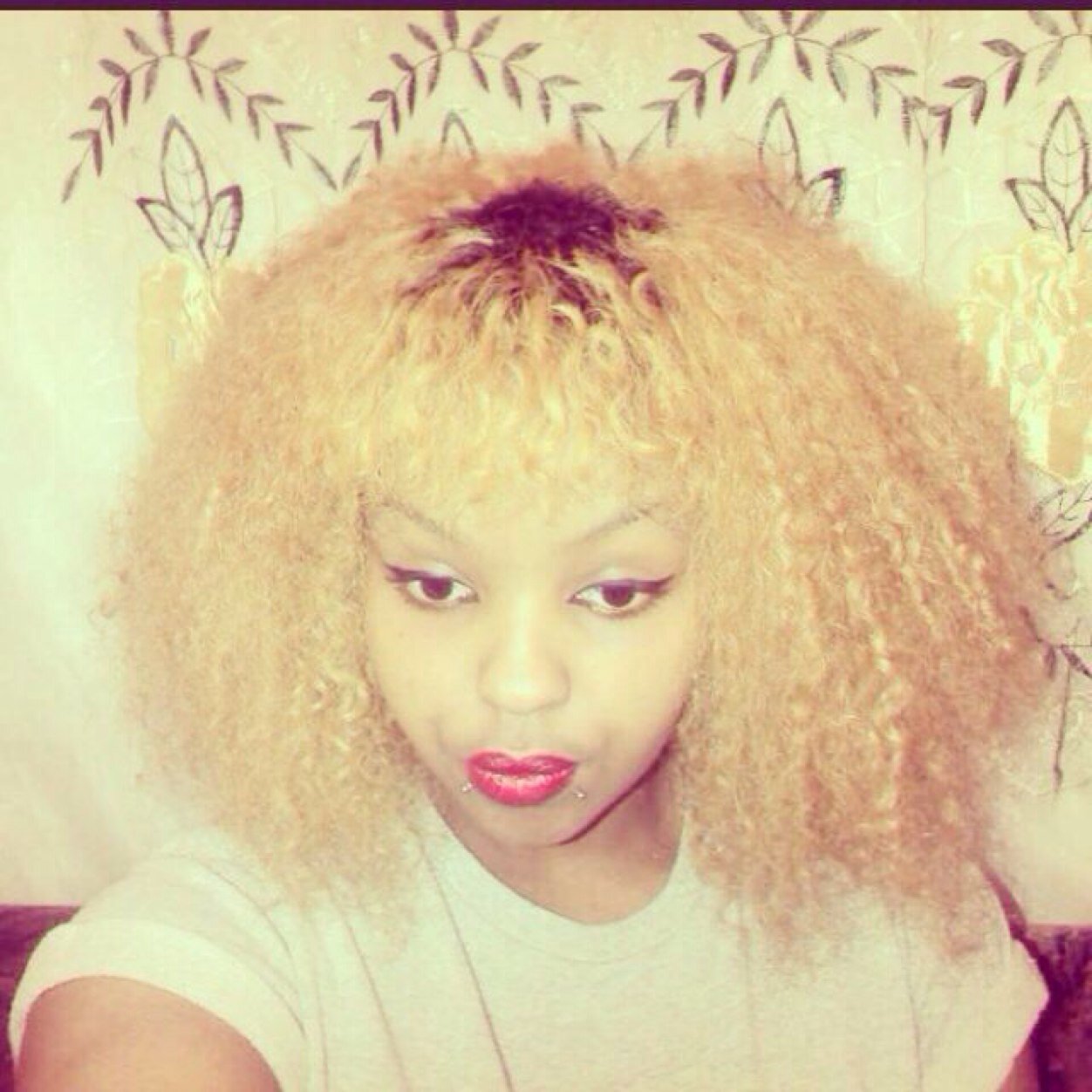 Iysha_Shallow Profile Picture