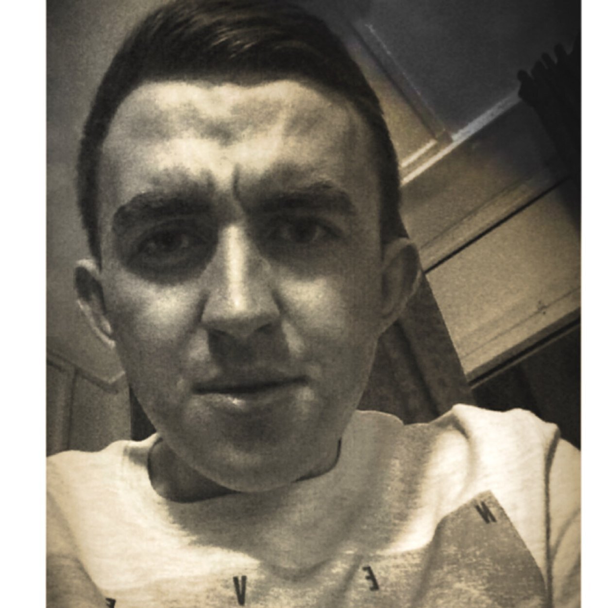New to twitter. 19. University of Chester. Snapchat: jblackerss