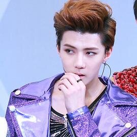 เป็นโซวอน อซฟ.แม่ยกฮุนฮาน ชานแบค ไคโด้ สมัครไว้เทรนฟอลรี มาฟอลเล่นฟอลหัว..^^ฟอลกลับ @2p2sh_onlysehun @2p2sh_onlysehun ดีกว่า^^สัญญาจะไม่ปล่อยมือ..ที่ไม่เคยจับ~