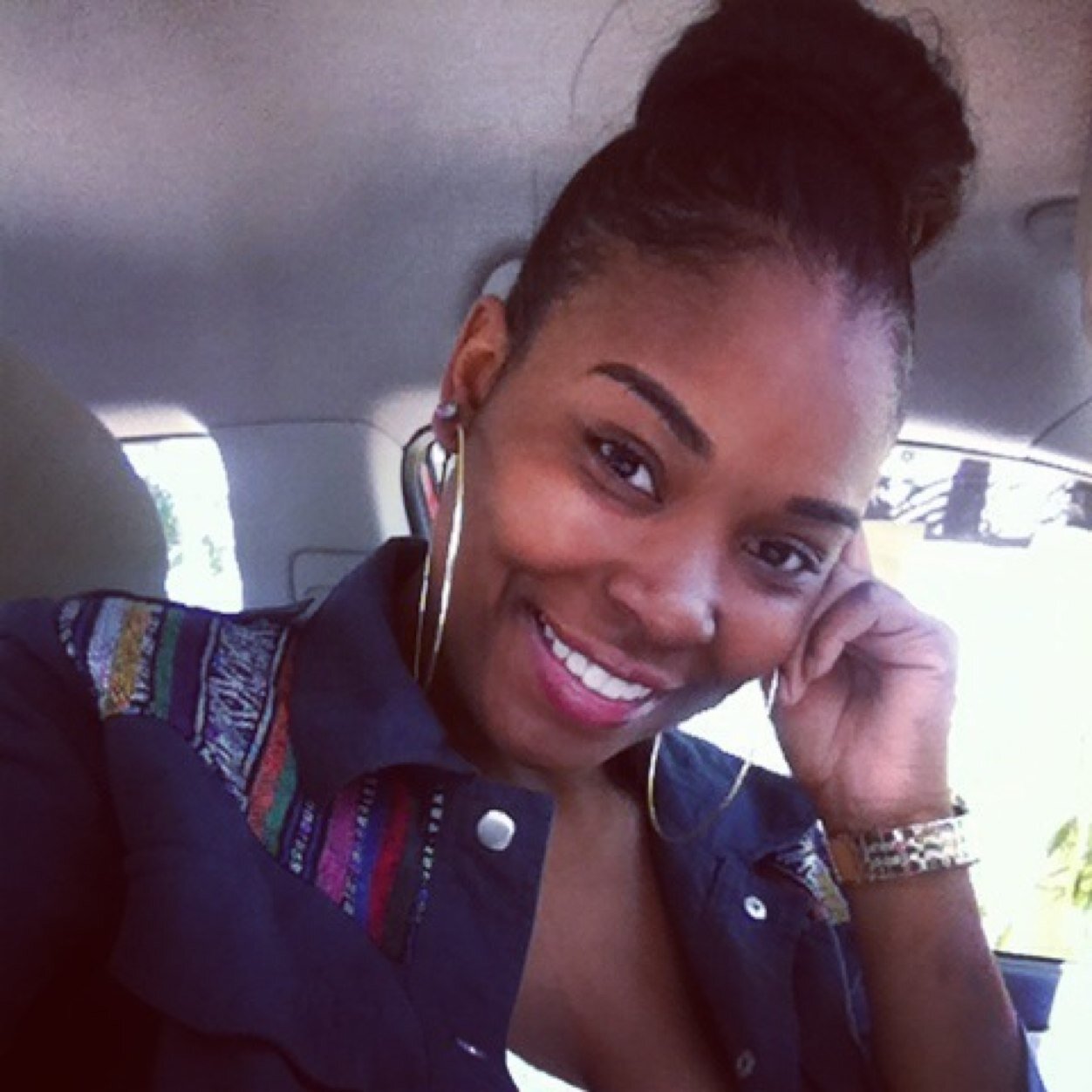 fulltime college student, Insta: Natural_KP  follow up