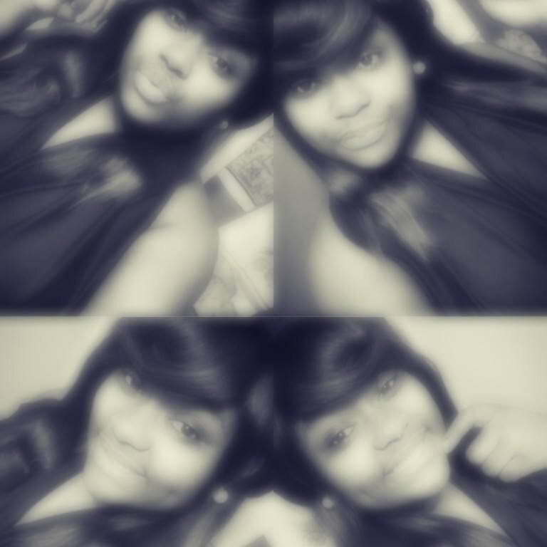 Hmm .. Justt Kno ErBodyy Lovee Kaylaa Babyy Ha Stayy on Insta. Flexinqq @Kaylaa_1982