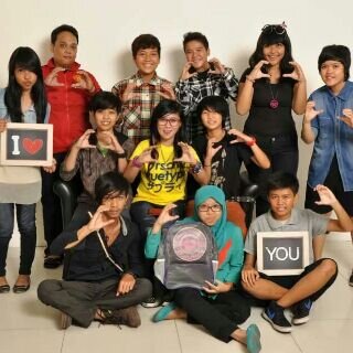 Keep Support @CCrock_  @Leony_CC @AmelCC  | gabung hub 085723889499 Keep Rockin' Babezz (-͡. •͡)\m/