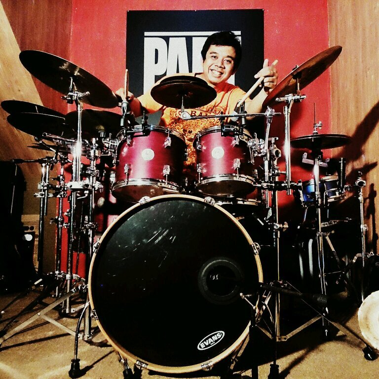 Musician, Drummer for @Part2band , Recording Artist, House Musician at @bizzincstudio, Drum Instructor at @bizzincstudio and TripletBox Studio