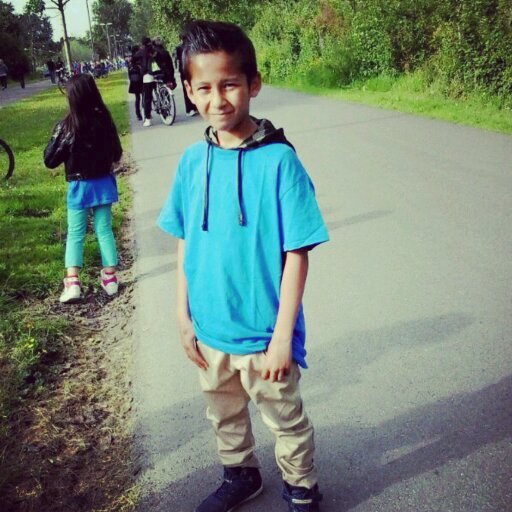 13 jaar / Mavo Schravenlant 2D / Hermes dvs C2 / Feyenoord / Nummer: vraag je maar / Insta : jeffsz12 / 010 isn't just a code