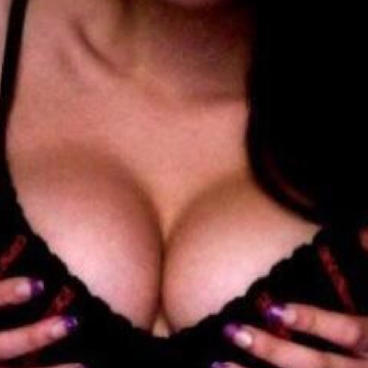 _yara1994's profile picture. اردنية مقيمة بالسعودية - عمري 20 سنة - السهره ب 500 كاش و 100 موبايلي بطاقة عربون .. لا حدا يناقشني