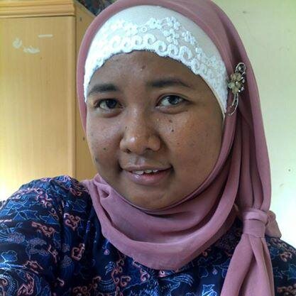 cece_reweeth's profile picture. jalani hidup dengan senyuman