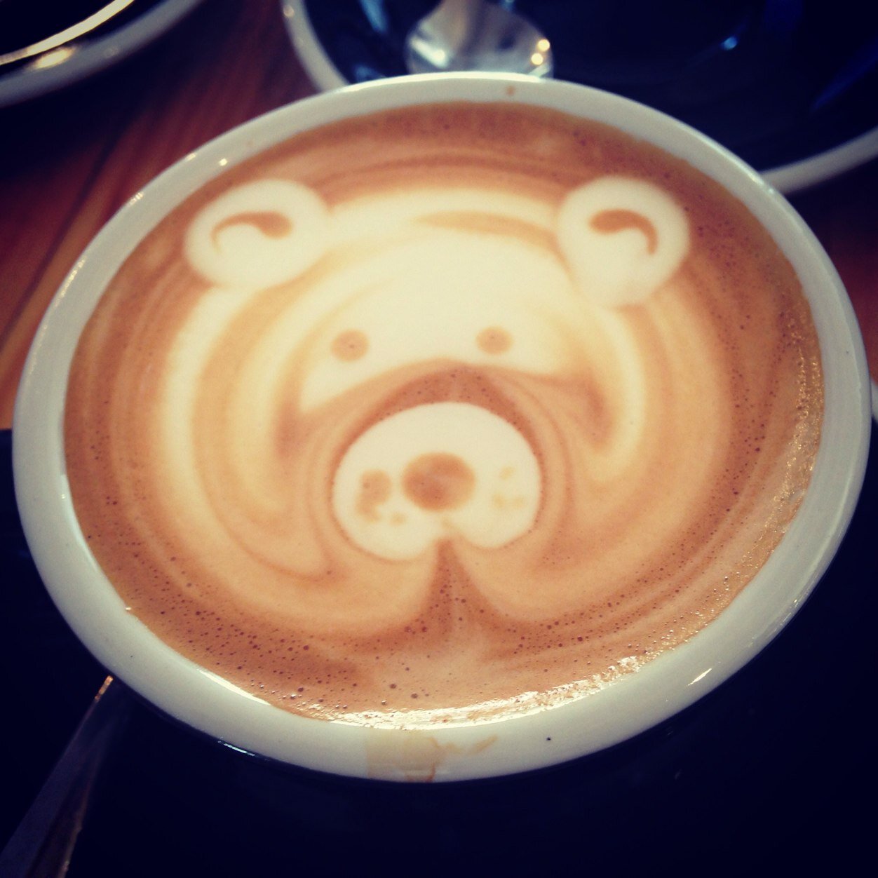 7 days a week, breakfast and lunch... we love food and live coffee... always smiling