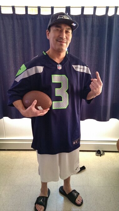 #12th man, I love hunting and the outdoors, proud father, legalize America!