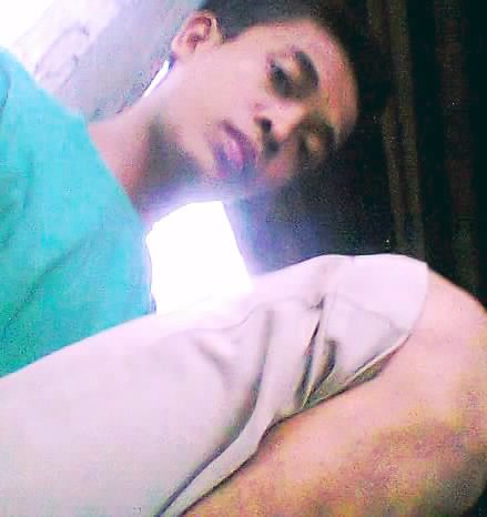 ArisWan87193998's profile picture. 