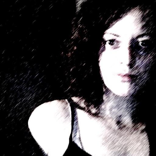 Love & Relationship Coach, Expressive Arts Facilitator, Performer & Ceremonialist. Mystic Muse of Divine Play @EspritElemental