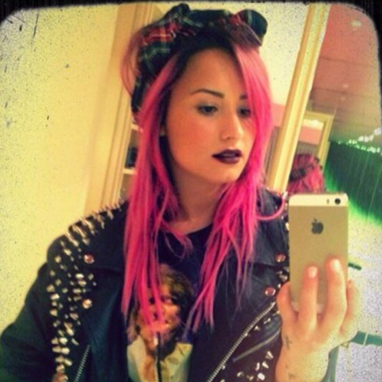 The official #Lovatics twitter page.