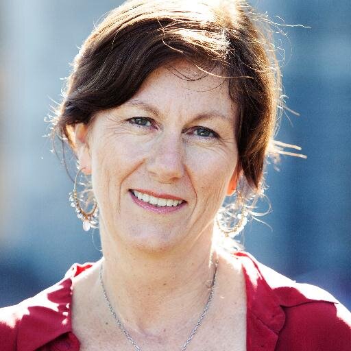 SisselMerethe's profile picture. Kommunikasjonsrådgiver, Master of arts, @NTNU_UB. @forbibliotek, kommunikasjon, læring. Leser bøker og er kjæreste, kone, mamma og mormor.