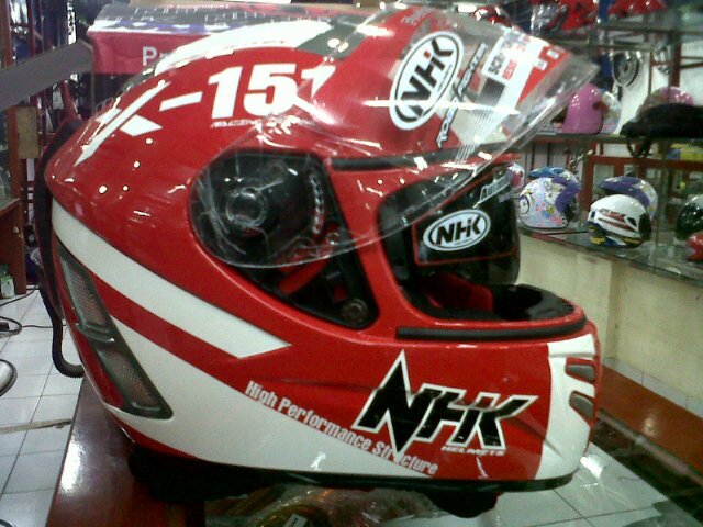 Gudang helm dan variasi motor :) |cp : 021-86906009|pin BB : 266A19C4