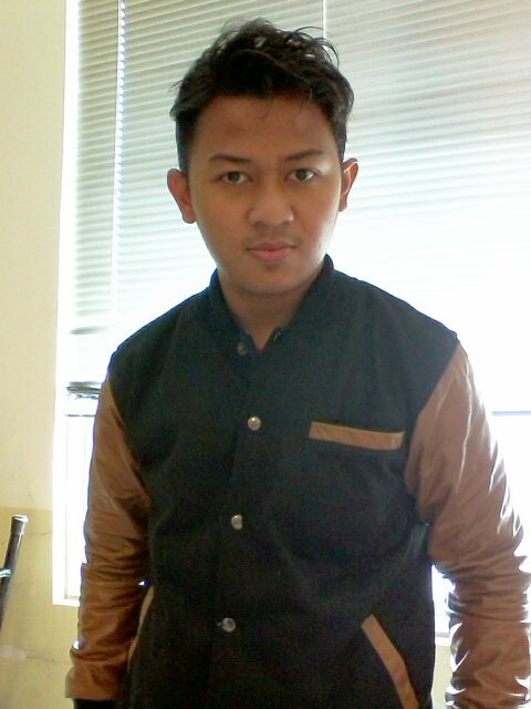 UNOFFICIAL @rizkinaditya  Personal Fans