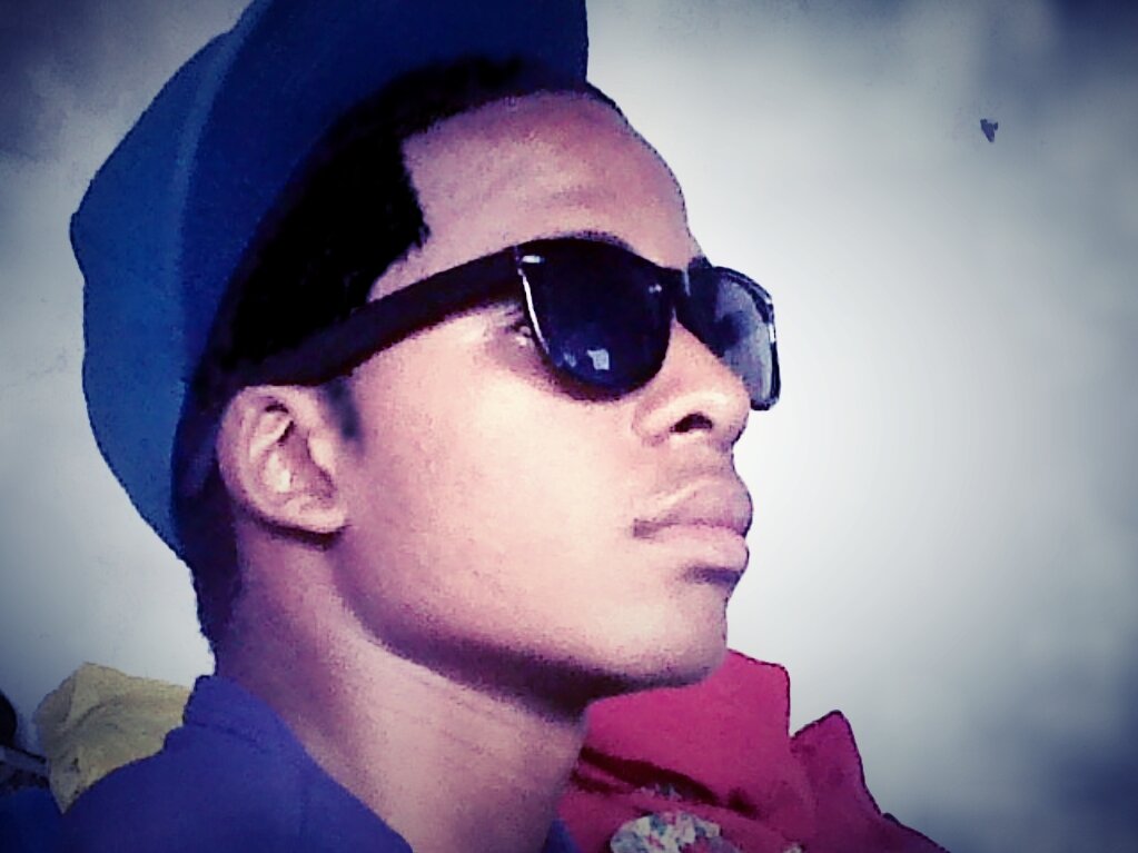 Taylors For Life! #Facebook @ Chuck Taylor III. #TeamFollowBack #TityFollowTrain  #TEAMFOLLOWTHEM #TaylorFollowTrick
