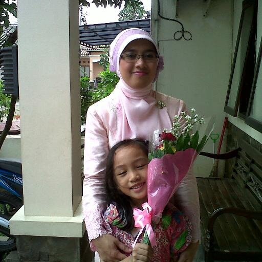 a mom, a wife, a daughter, a friend
