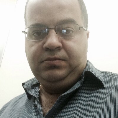 correia_le's profile image