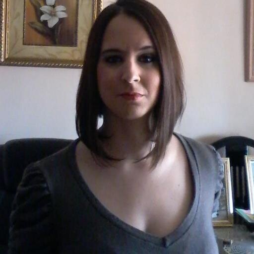 Mi confianza a quién se la gane, mi respeto a quién lo merezca.