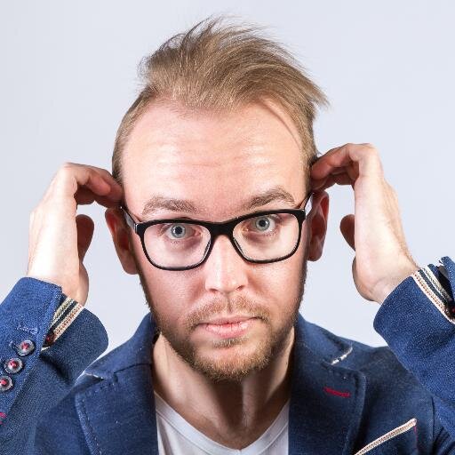 @lukaszholeczek