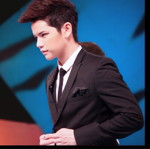 ผมคือบอทของ @TaoPhiangphor ฟอลได้นะครับไม่กัด ฉีดยาแล้ว ผมเถื่อนและเกรียนมาก 
Last Single : #ก่อนวันสุดท้ายจะมาถึง