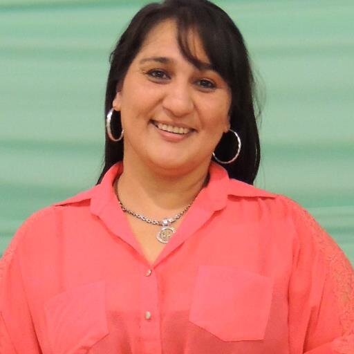 Soy Pastora en el Ministerio Cuadrangular, y vivo cada dia agradecida por todo al Señor, quien es la razon de mi vivir!!!