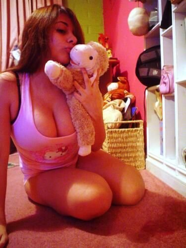 MaraGabrielaVer's profile picture. 