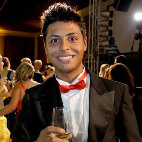 Cristão
Policial Legislativo ⛾
Casado💍
Pai da Maju e do JP