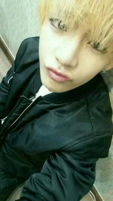 taehyung's bts roleplay.