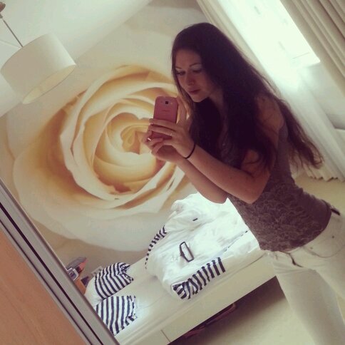 insta : kussdionne
inspired by Macklemore ∞